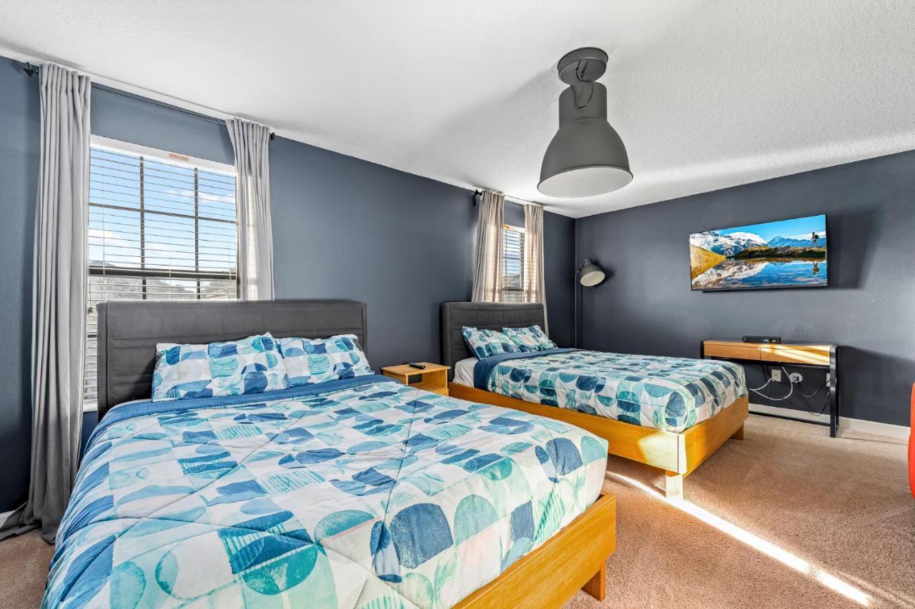 Heated Pool + Free Waterpark + Lazy River + Grill Davenport Exterior photo