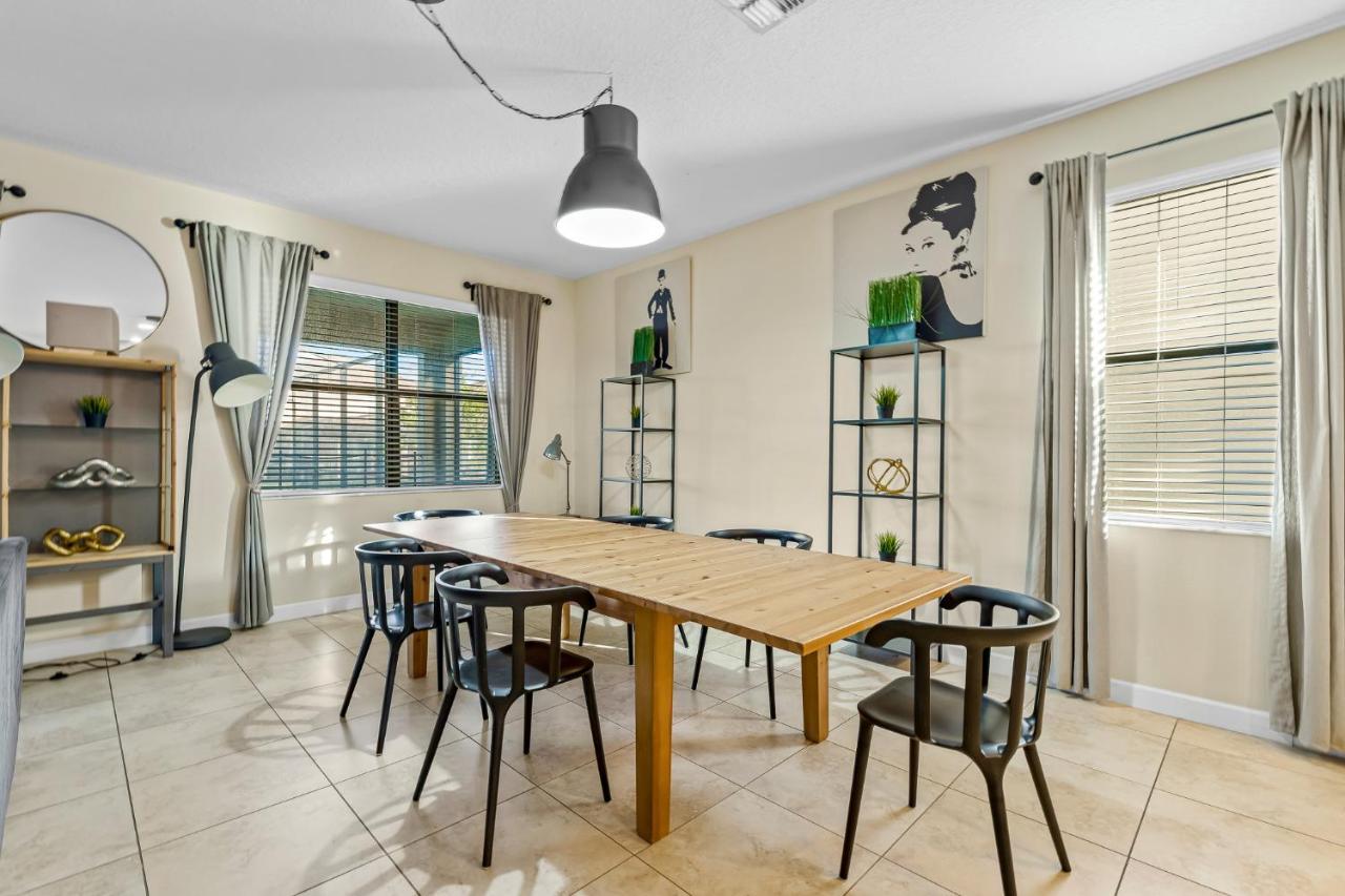 Heated Pool + Free Waterpark + Lazy River + Grill Davenport Exterior photo